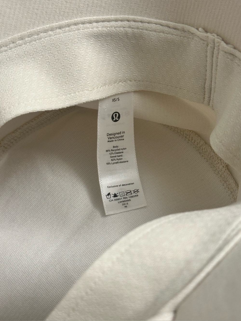 Lululemon Wide Brim Bucket Hat - Picture 3 of 3